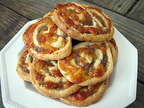 Post image for Sausage & Cheese Pinwheels