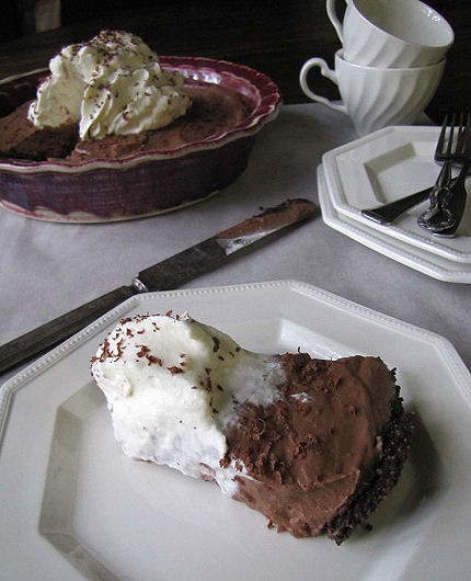 Chocolate Cream Pie with Banana Whip Cream-19A