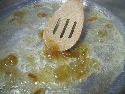 Bonne Maman Succlent Golden Plum Shrimp Bites-5A
